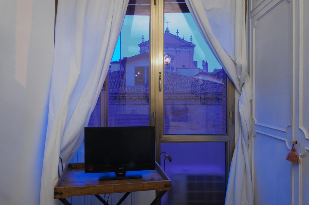 Cristina Rossi Bed&Breakfast Bolonya Oda fotoğraf